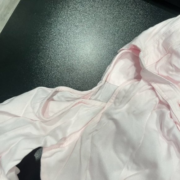 SO Perfect Shirt Medium Relaxed Pink Long Sleeve Button Up - Picture 4 of 5